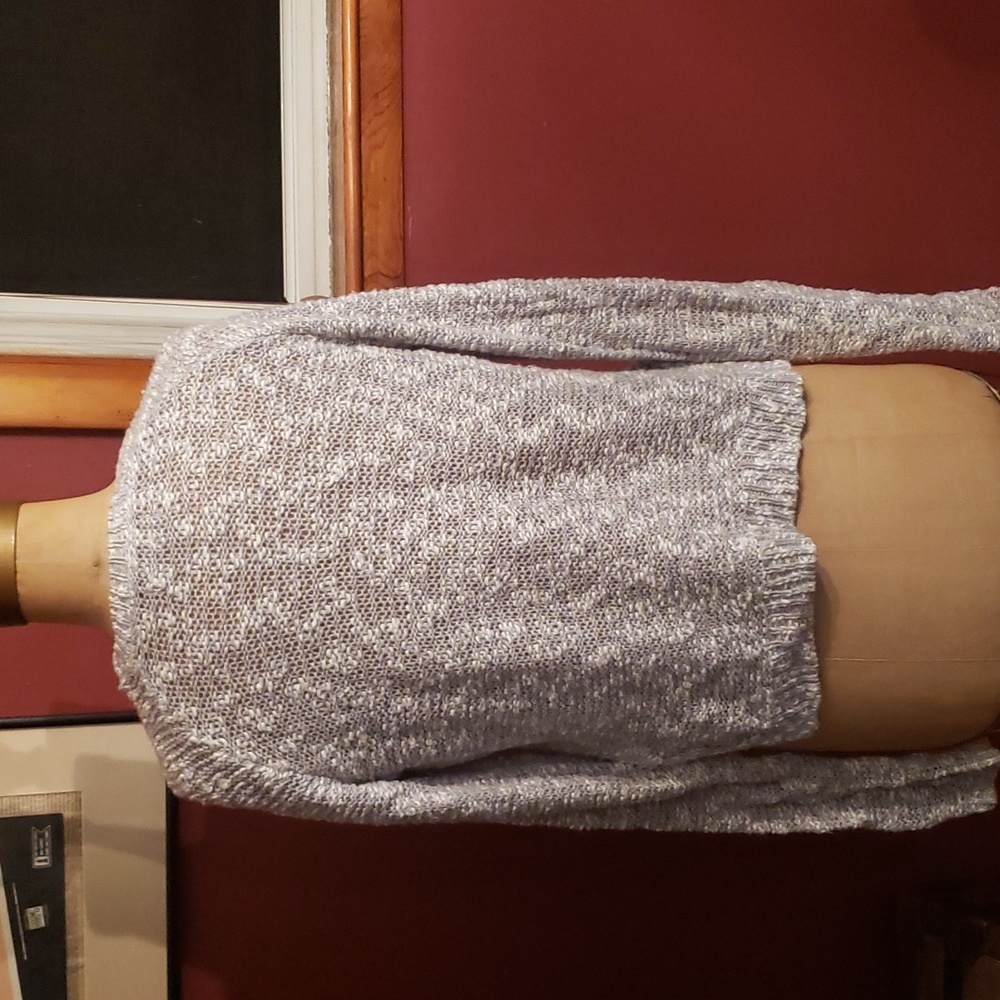 Sweater - Picture 4 of 5